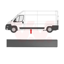 Moulure laterale gauche aussi pour véhicules avec porte latérale empattement court  2950mm gris foncé