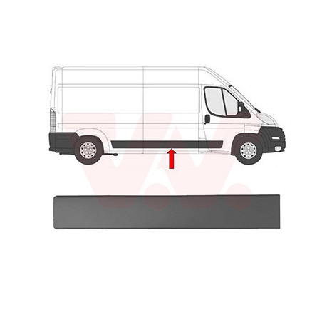 Moulure laterale droite aussi pour véhicules avec porte latérale empattement court  2950mm gris foncé