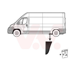 Moulure aile arrière gauche empattement court  2950mm devant l essieu noir