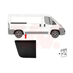 Moulure aile arrière droite empattement moyen  3450mm devant l essieu noir