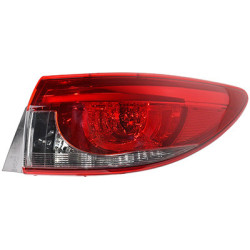 Verre extérieur feu arrière droit 15  led 4-portes