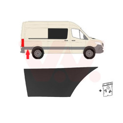 Moulure arrière droite latéral derrière l essieu empattement court