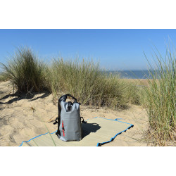 Mochila impermeable de 25l gris