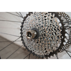 Kit de réparation vélo 26 outils