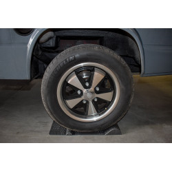 Butée de parking (2 pièces) - aide stationnement