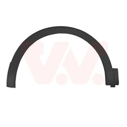 Moulure arc de roue avant gauche