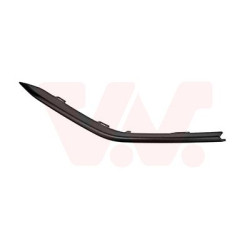 Moulure gauche de pare-choc avant