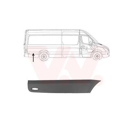 Moulure droite latéral derrière l essieu  trou pour lampe empattement long  4325mm