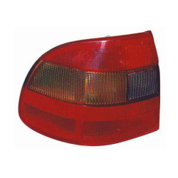 Feu arrière gauche sans partie éléctrique